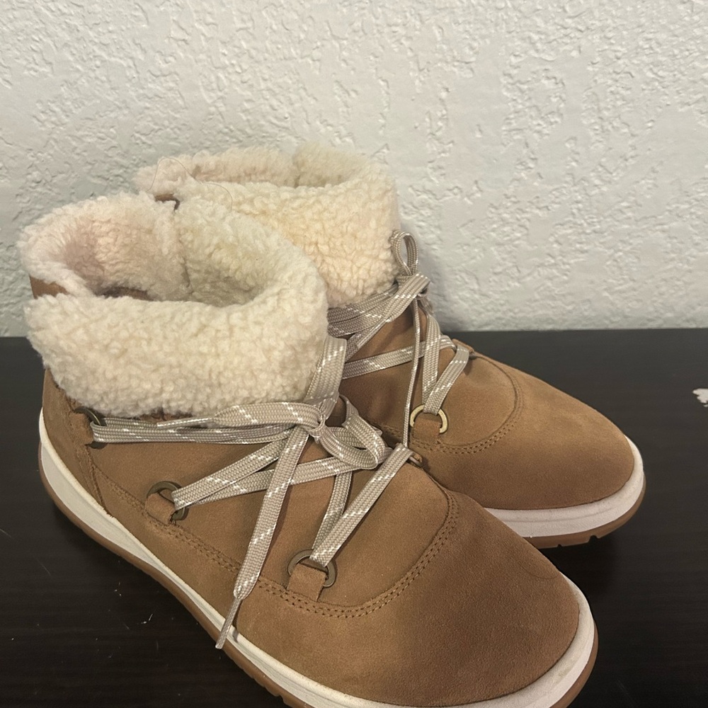 UGG Tan Winter Boots with Cream Lining